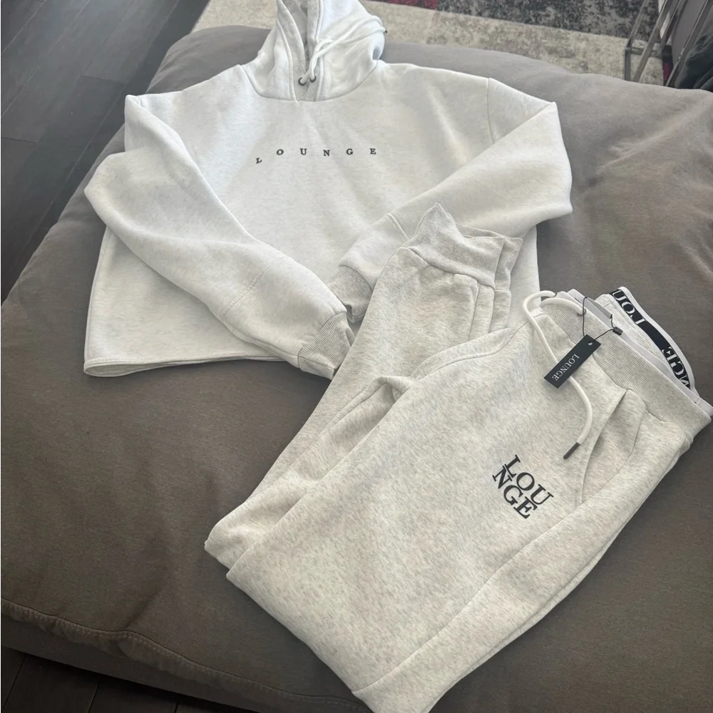 Lounge Women's Light Gray Hoodie & Sweatpants Set - Picture 2 of 7